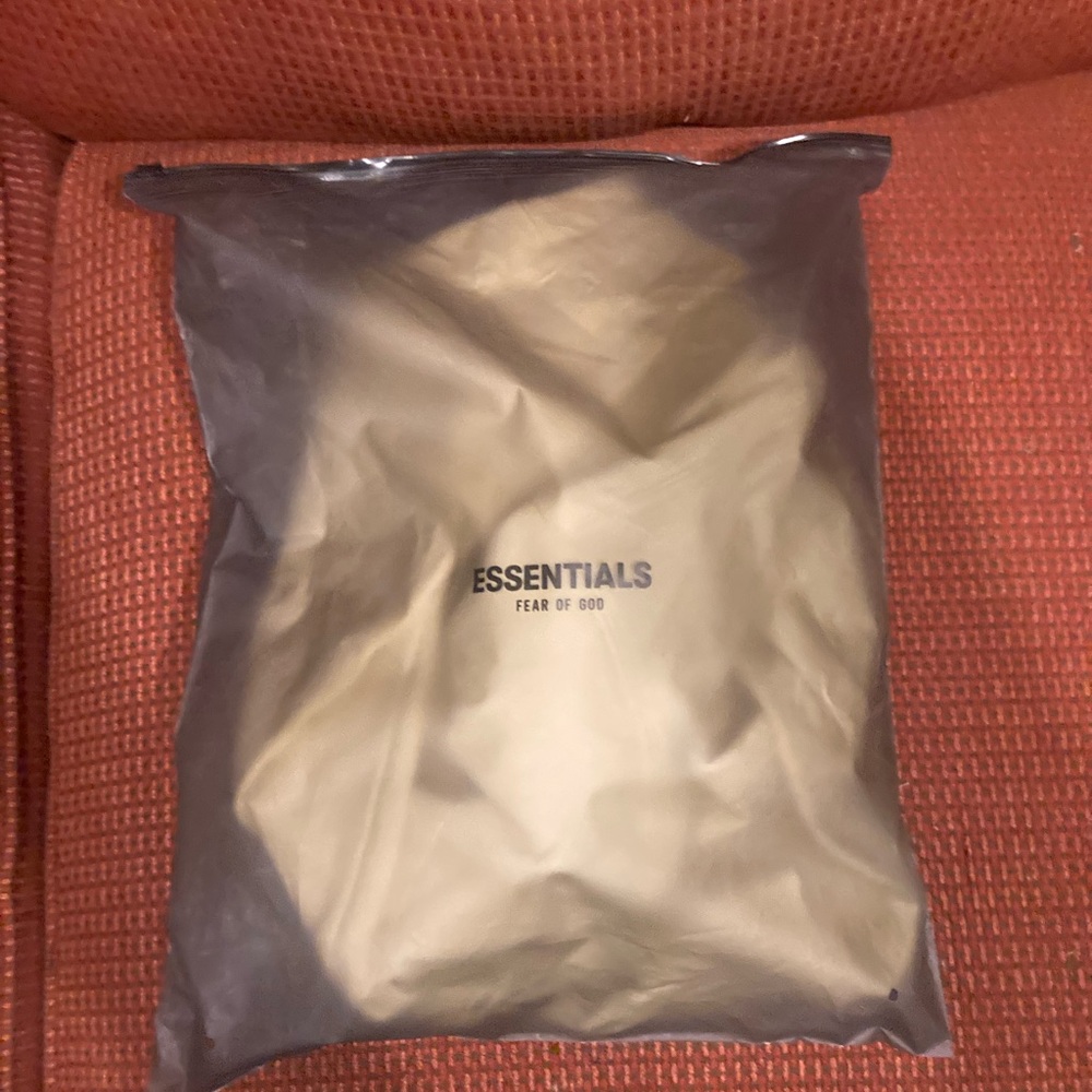 Brand New fear of god essentials turtleneck